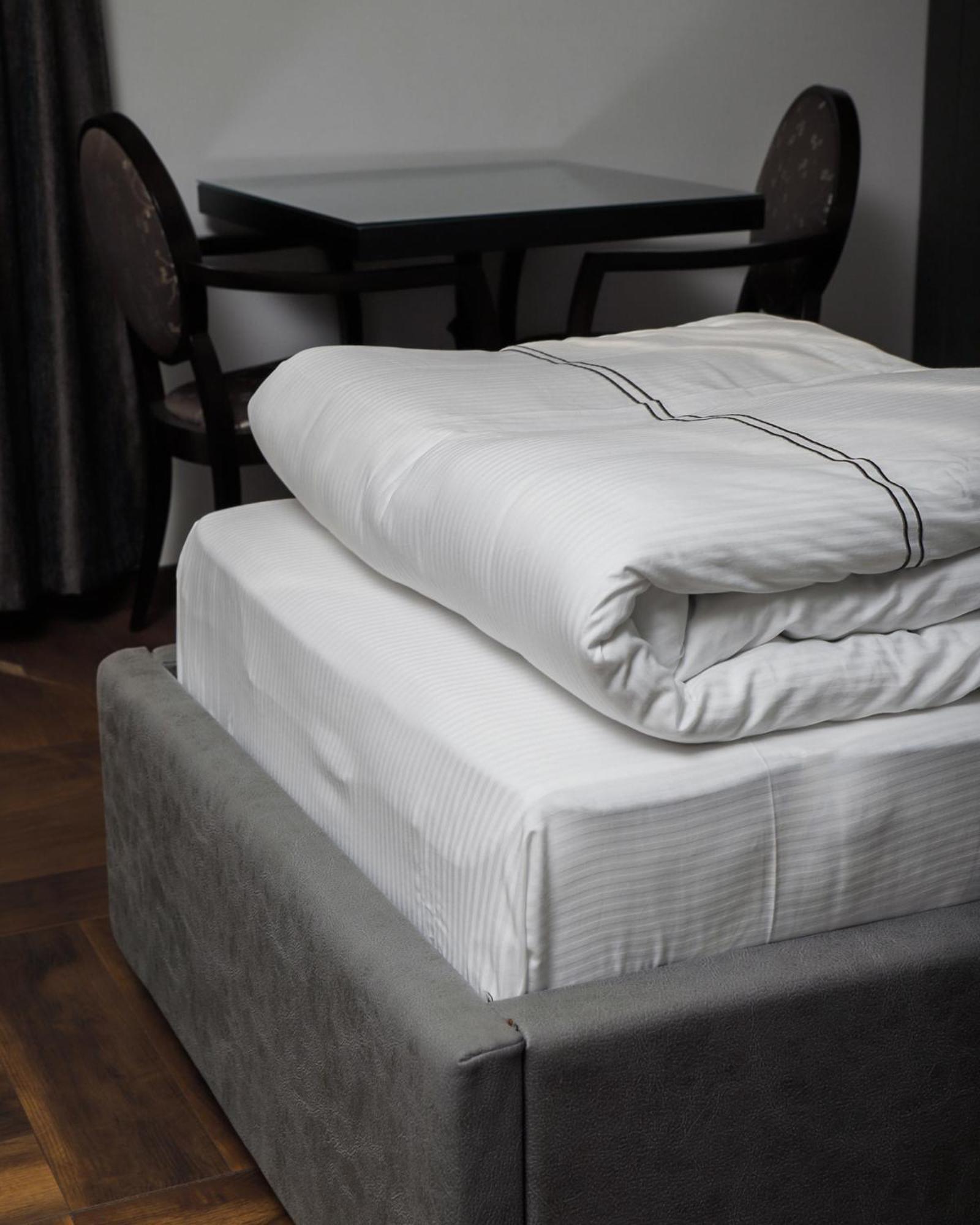 Triumf Hotel 普里兹伦 外观 照片